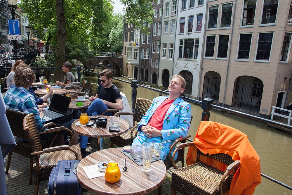 Relaxing at a bar next to the canals in Utrecht